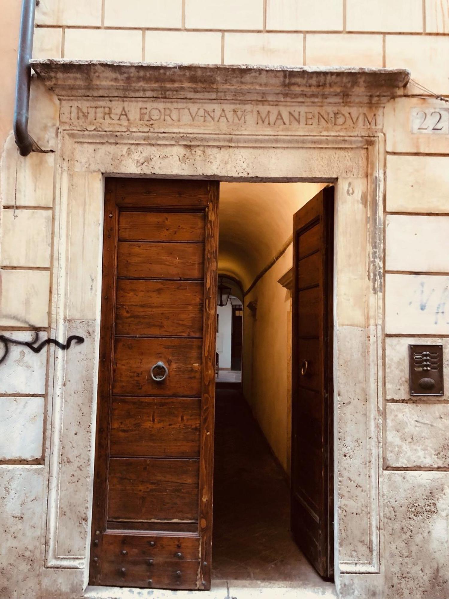 Campo De' Fiori Loft The Angeli'S Apartment روما المظهر الخارجي الصورة