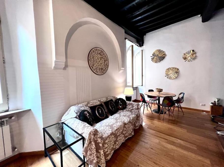 Campo De' Fiori Loft The Angeli'S Apartment روما المظهر الخارجي الصورة